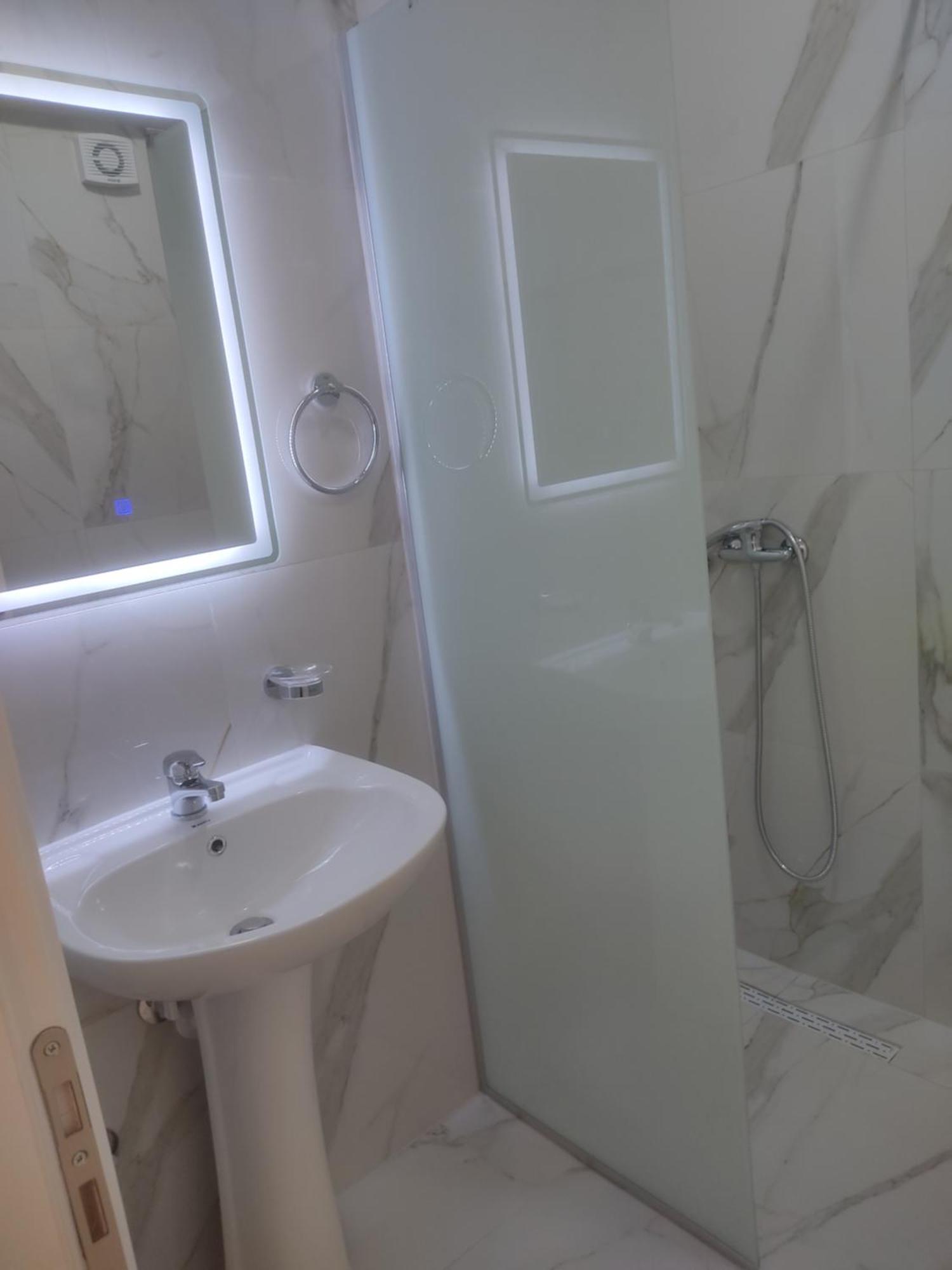 Lukova Center Apartments מראה חיצוני תמונה