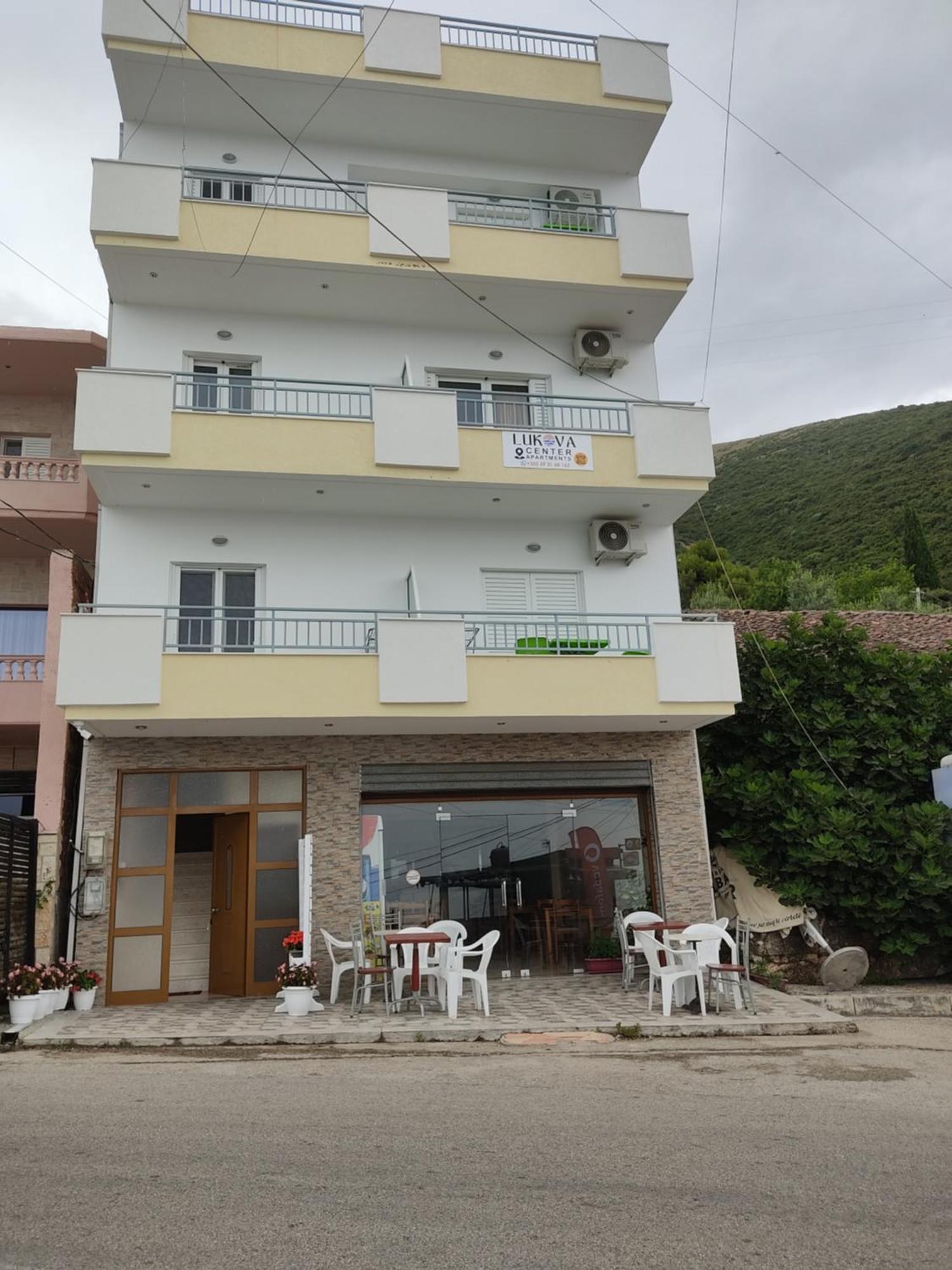 Lukova Center Apartments מראה חיצוני תמונה